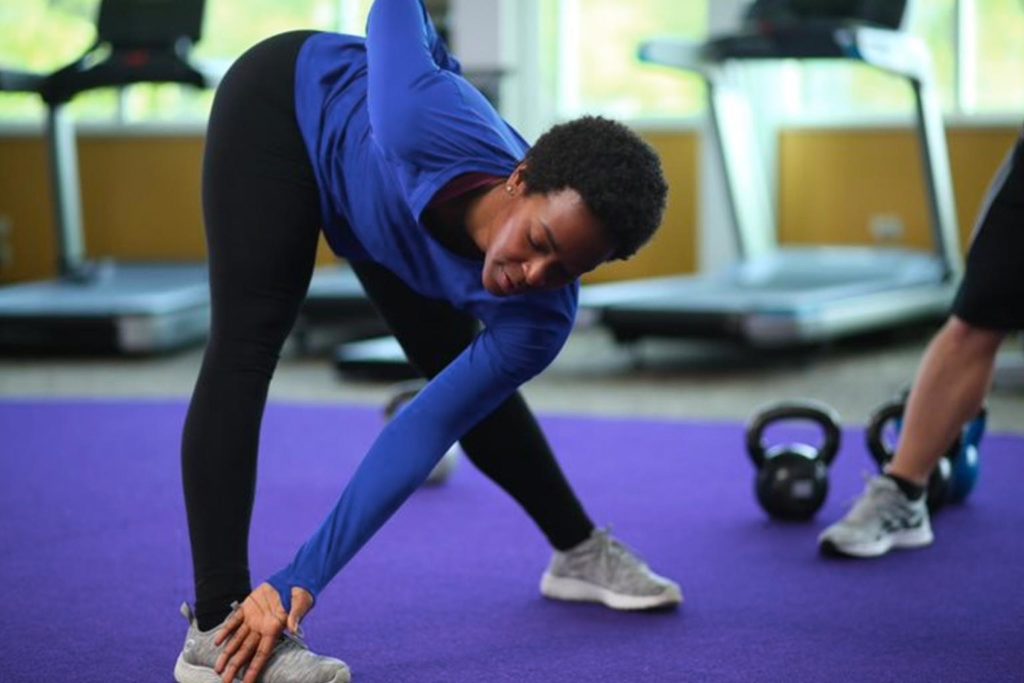 Warm Up Stretching 101 Best Stretches To Do Before Your Workout Anytime Fitness