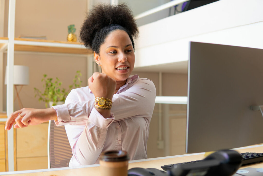 How To Burn Calories While Sitting At Your Desk Anytime Fitness