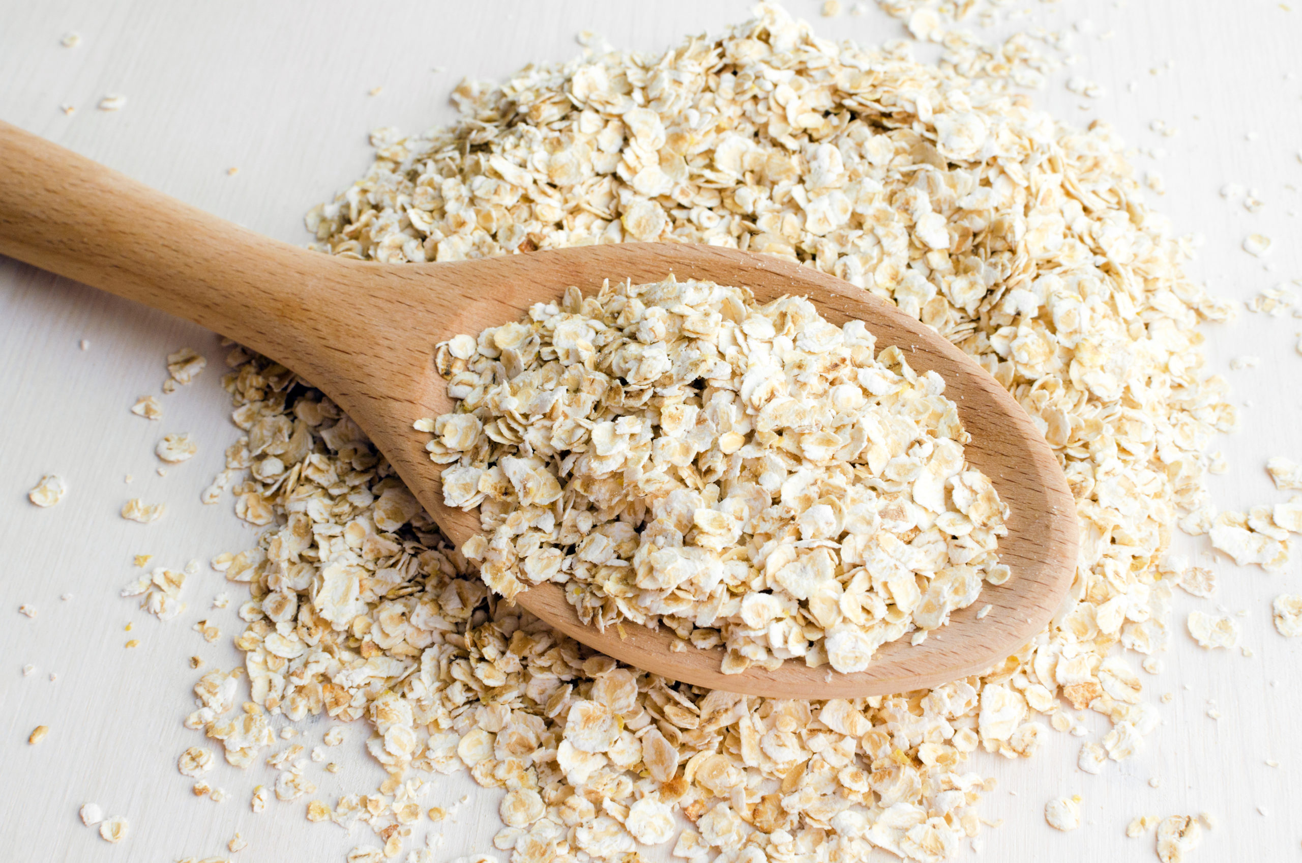 A Nutritionist's Guide to Rolled, Steel-Cut and Instant Oats, Nutrition