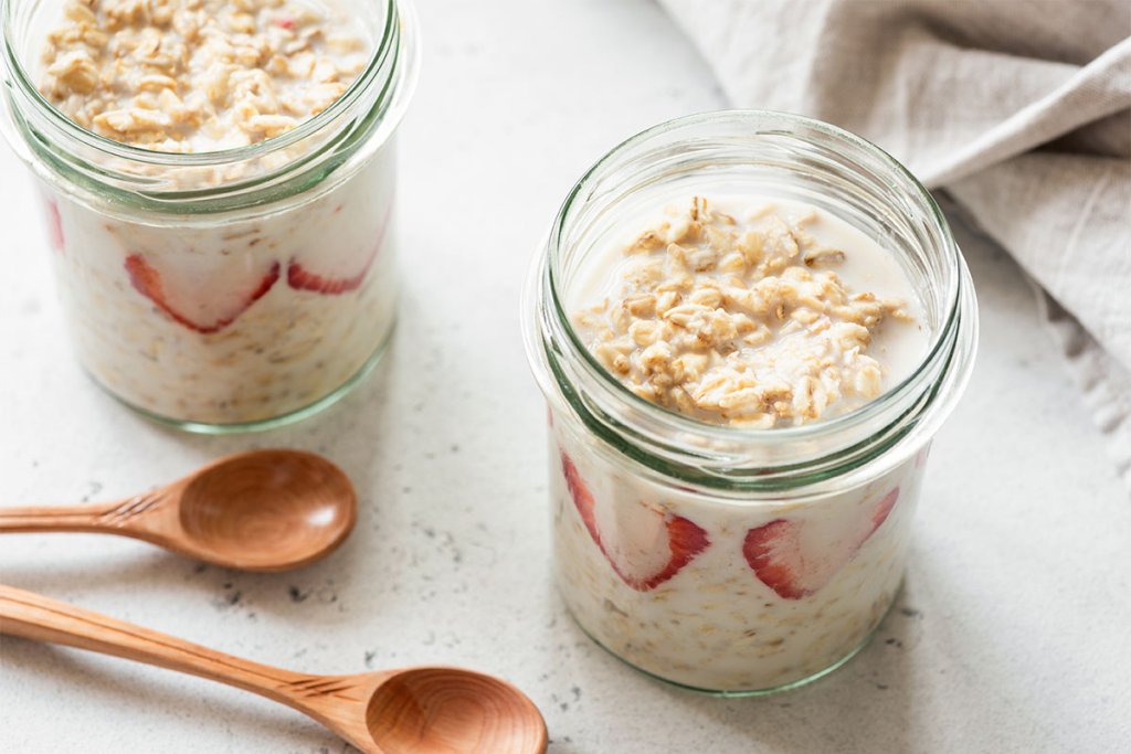 Set of 2 Oatmeal Containers with Lid and Spoon Glass Jar Breakfast