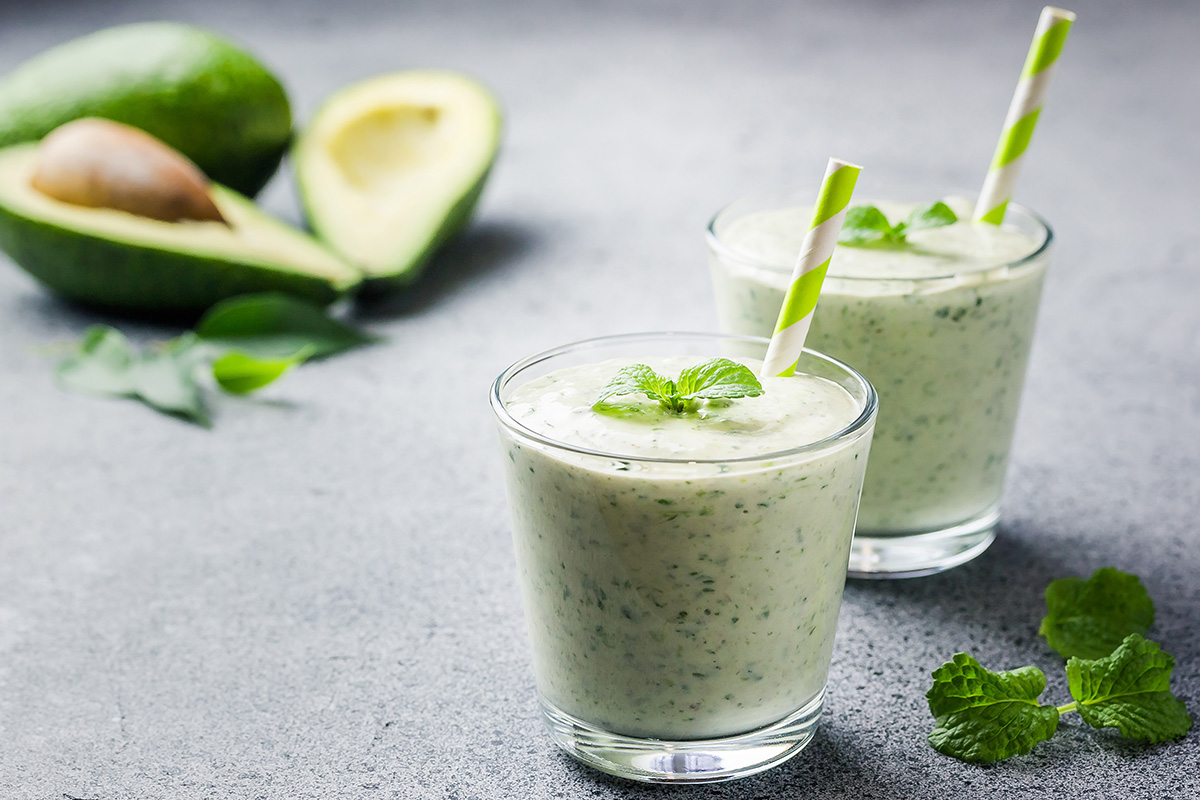 RECIPE: Healthy Avocado and Greens Mint Smoothie
